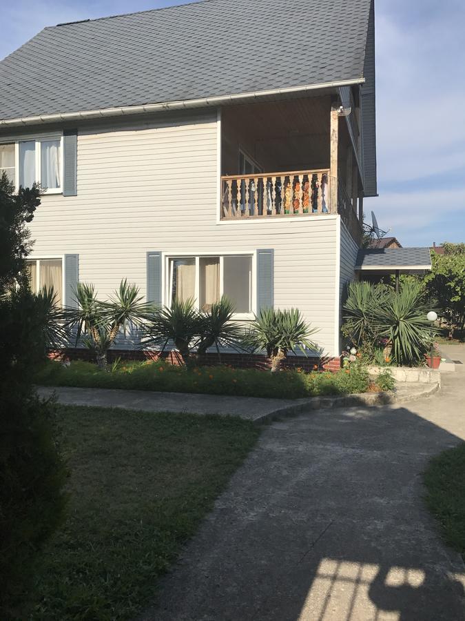 Dom U Morya Hotel Pizunda Esterno foto